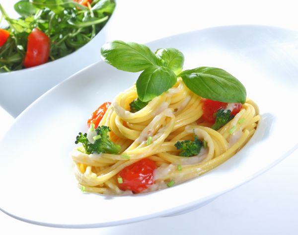 Špagety s paradajkou a brokolicou |
