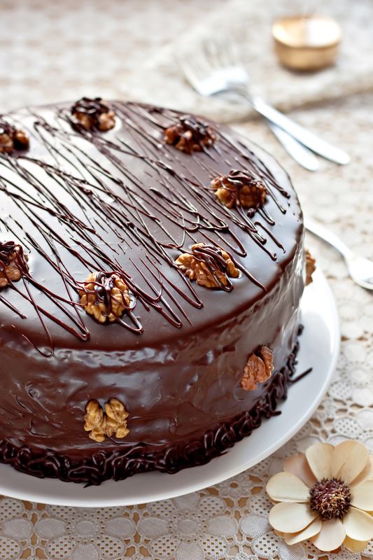 Čokoládová torta s orechmi |