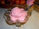 Jahodová zmrzlina s jogurtom /Jahodová zmrzlina s jogurtem