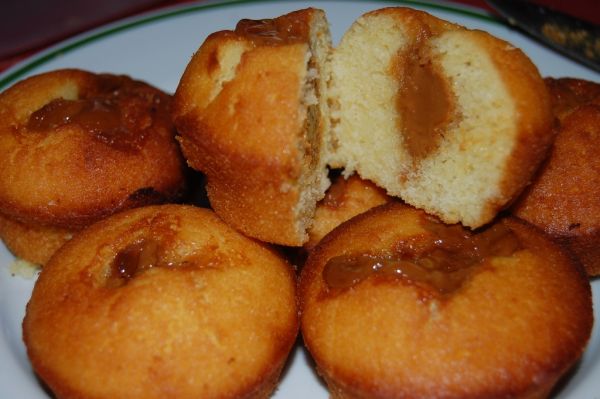Karamelové hrnčekové muffiny