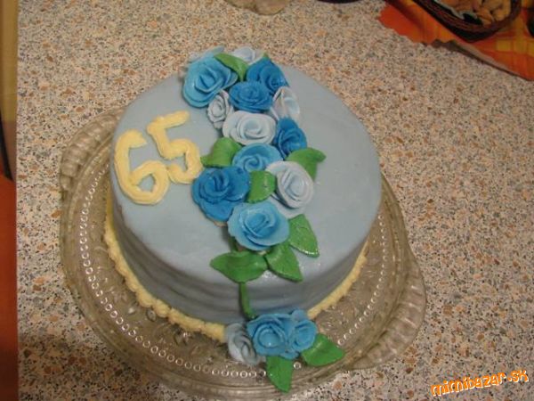 Moj ocino mal 15.1. 65 rokov. Tak som mu z lasky upiekla tuto tortu ...