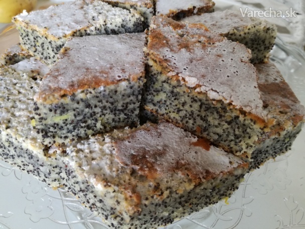 Makový koláčik s citrónovou polevou recept
