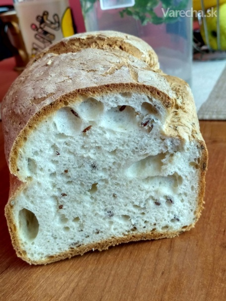 Bezlepkový chlieb s cmarom recept
