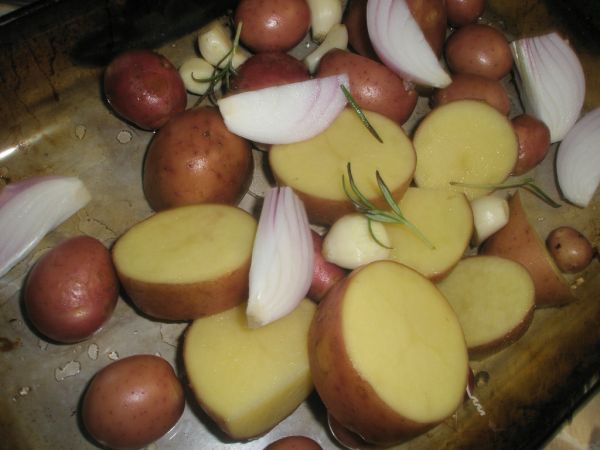 Pečené zemiaky na rozmaríne